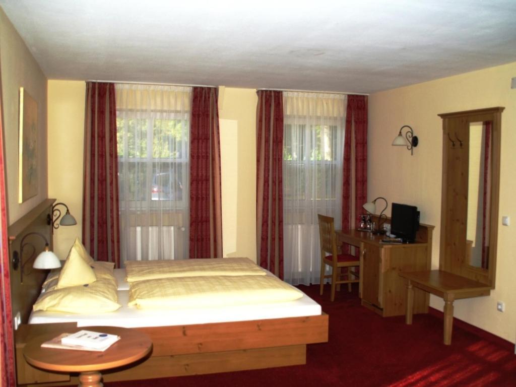 Eichenhof Hotel Waging am See Room photo